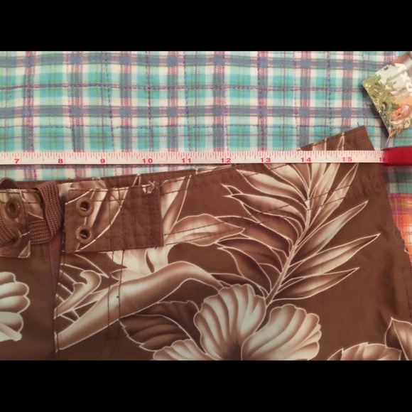 ROXY Board Shorts - Picture 6 of 6